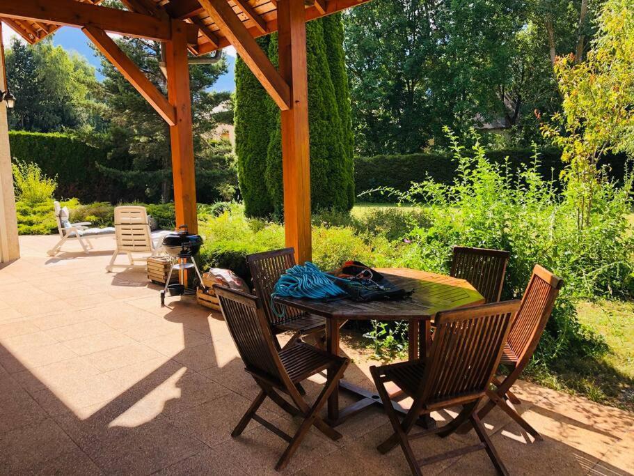 La Chouliere, Superbe Lodge En Vallee Du Champsaur Chabottes Exterior photo